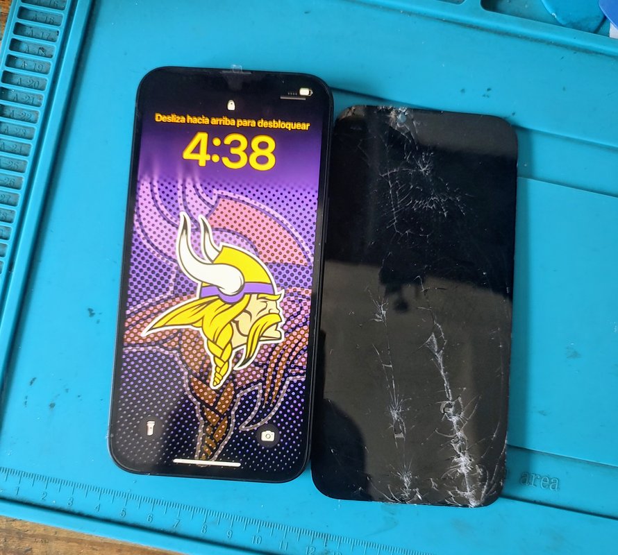 Pantalla rota antes de reparación